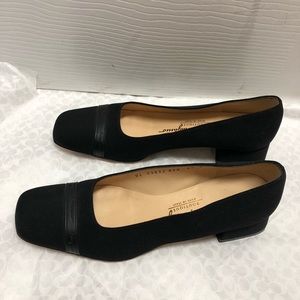 Salvatore Ferragamo Boutique Black Shoes 6.5 B